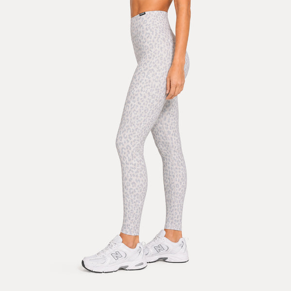 LEO Leggings Velvara